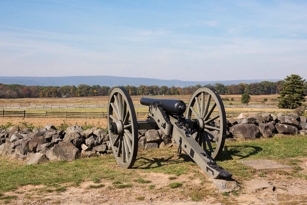 Cannon on battlefield